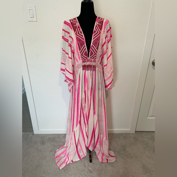 FARM Rio Beaded V-Neck Kaftan Dress Size Medium - Picture 2 of 16